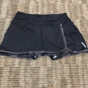 Reebok black sports skirt